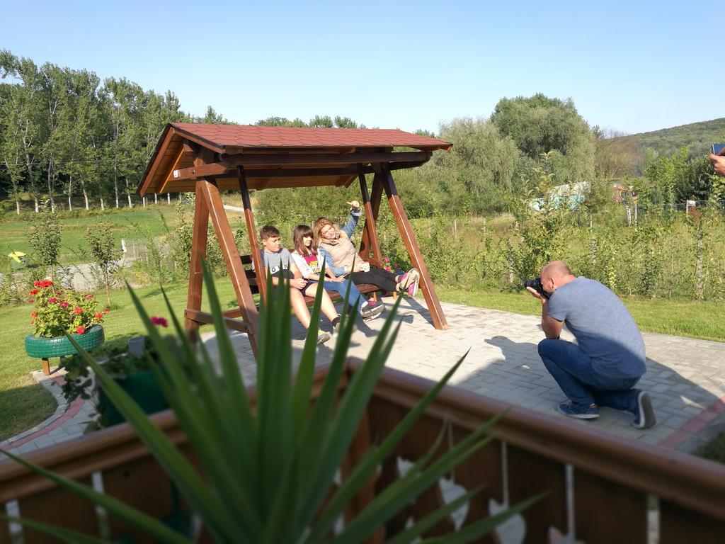Agropensiunea Valea Fagilor Luncavita Zewnętrze zdjęcie